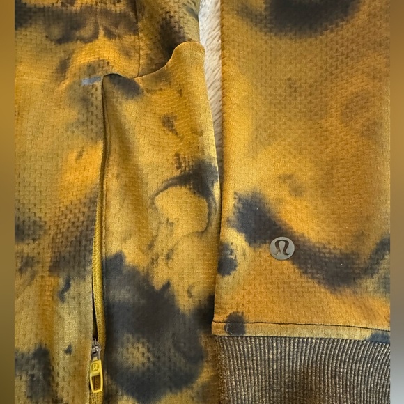 Luluemon Textured Tech hoodie size XXL - Picture 3 of 7